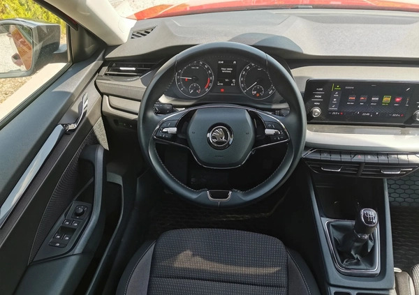 Skoda Octavia cena 89990 przebieg: 61200, rok produkcji 2021 z Grodzisk Mazowiecki małe 379